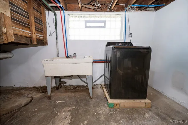 $298,500 | 92 Laird Avenue, Buffalo, NY 14207