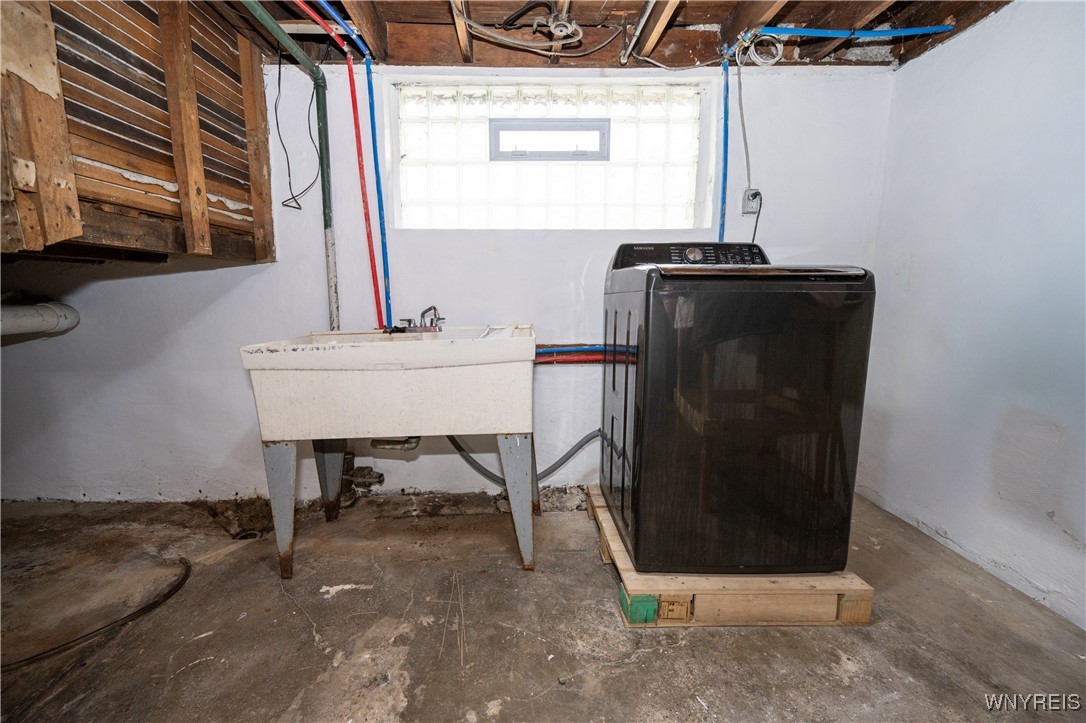 92 Laird Avenue Buffalo, NY 14207 - Photo 31 of 39