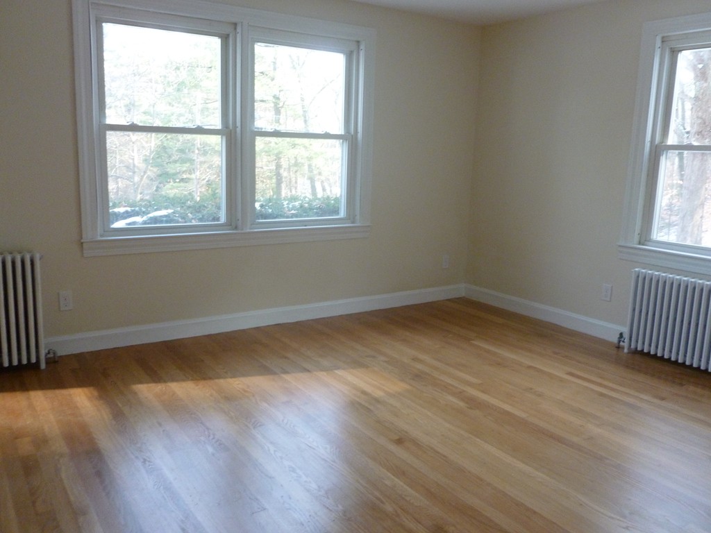 1282 Ashby State Road Fitchburg, MA 01420 - Photo 5 of 8 Gallery Image 5