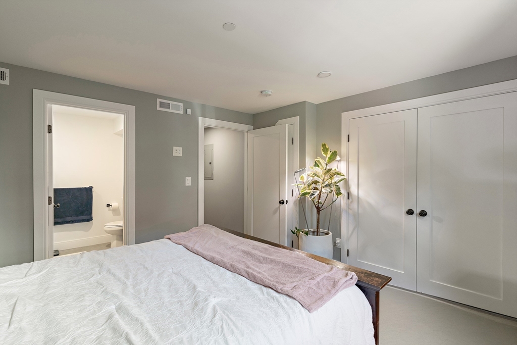 47 Morris Street, Unit A Boston, MA 02128 - Photo 14 of 17