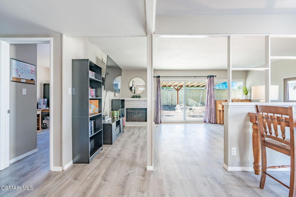 2145 Cochran Street Simi Valley, CA 93065 - Photo 15 of 38