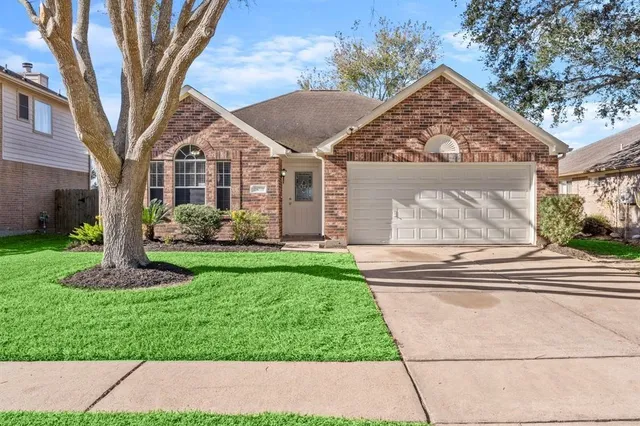 $2,050 | 23035 North Waterlily Drive, Richmond, TX 77406