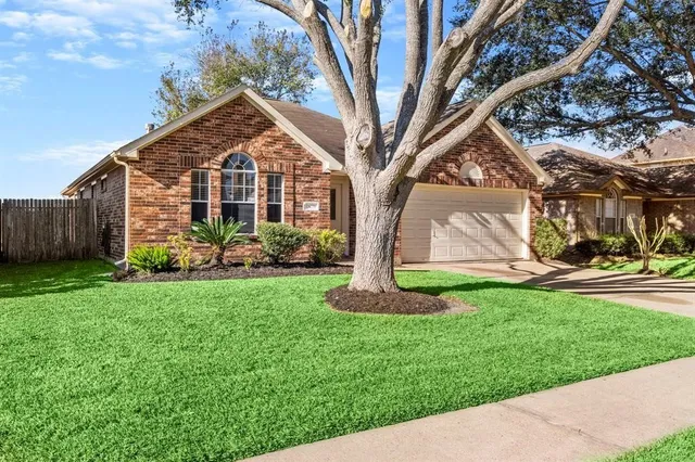 $2,050 | 23035 North Waterlily Drive, Richmond, TX 77406