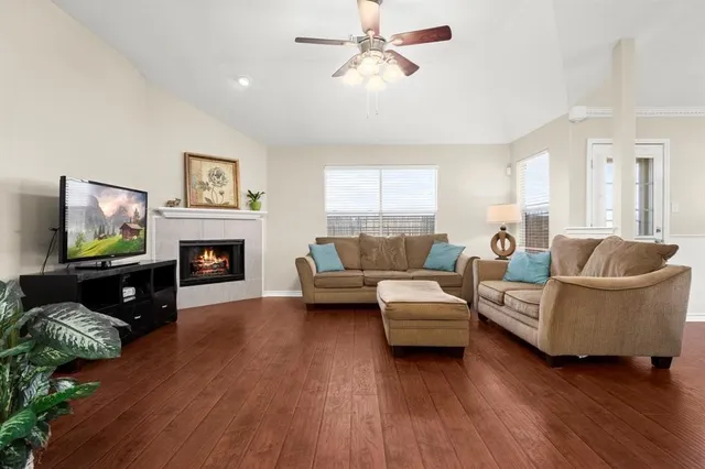 $2,050 | 23035 North Waterlily Drive, Richmond, TX 77406