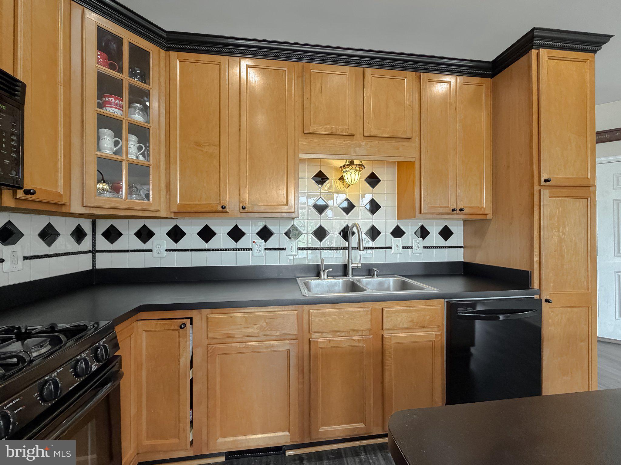 6191 Hallowing Point Road Prince Frederick, MD 20678 - Photo 43 of 73 Charming kitchen with elegant finishes.