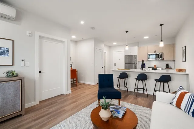 $551,633 | 10 Somerset Avenue, Unit 405, Winthrop, MA 02152