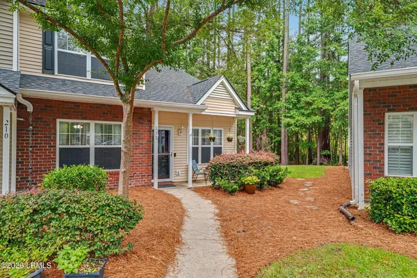 $298,000 | 212 North Circle, Bluffton, SC 29910