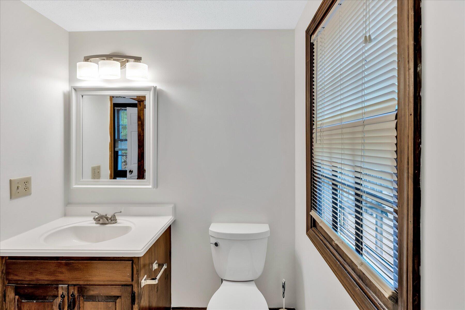 61 Althea Road North Falmouth, MA 02556 - Photo 11 of 41 Full Bathroom