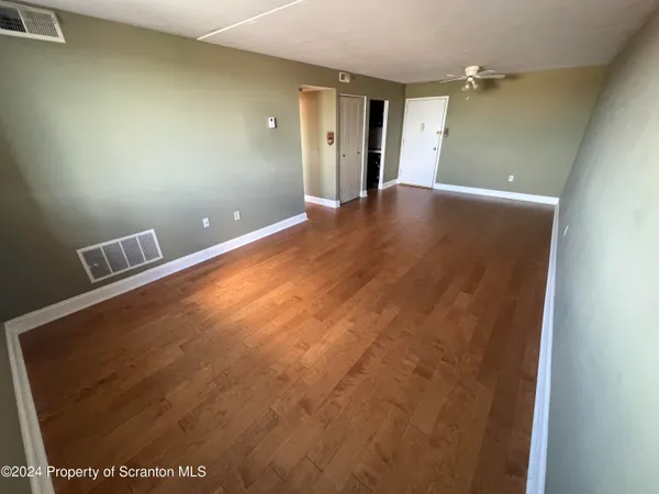 $1,150 | 220 Linden Street, Unit 505, Scranton, PA 18503