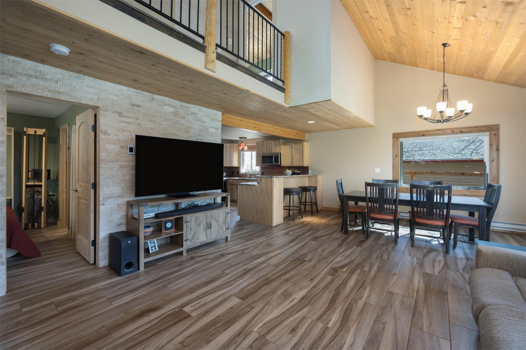231 East Rabbit Court Silverthorne, CO 80498 - Photo 9 of 32 Gallery Image 9