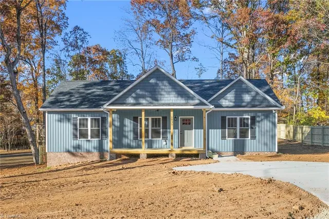 $328,000 | 1931 Henry Road, Graham, NC 27253