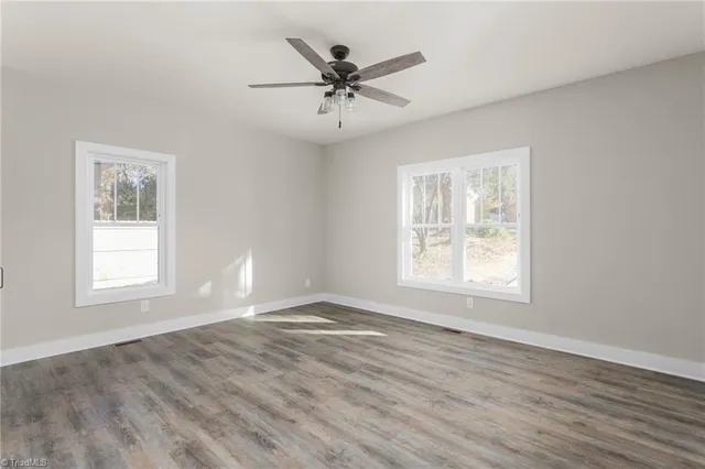 $328,000 | 1931 Henry Road, Graham, NC 27253