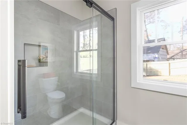 $328,000 | 1931 Henry Road, Graham, NC 27253