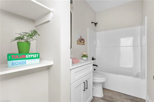 $319,000 | 1931 Henry Road, Graham, NC 27253