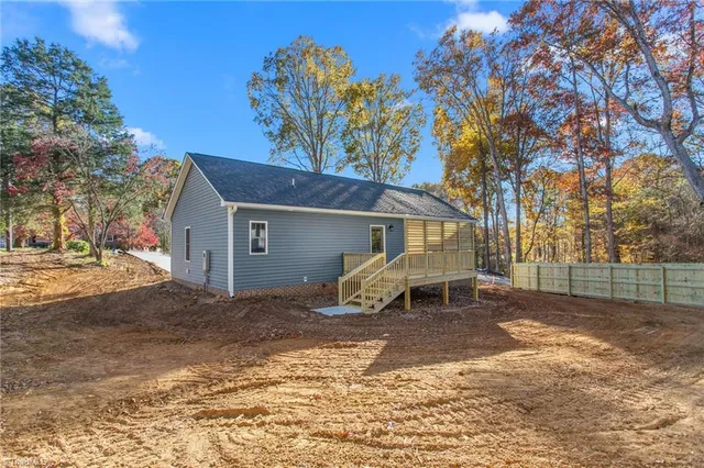 $328,000 | 1931 Henry Road, Graham, NC 27253