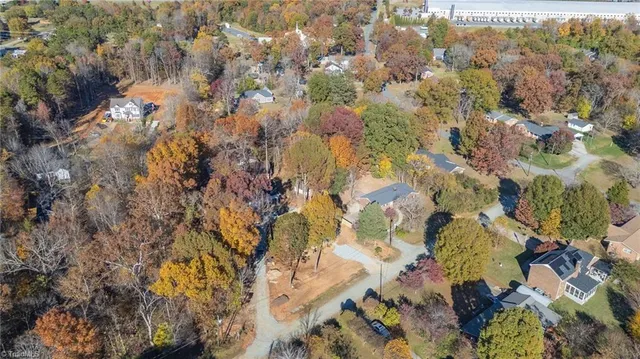 $328,000 | 1931 Henry Road, Graham, NC 27253