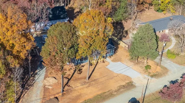 $328,000 | 1931 Henry Road, Graham, NC 27253