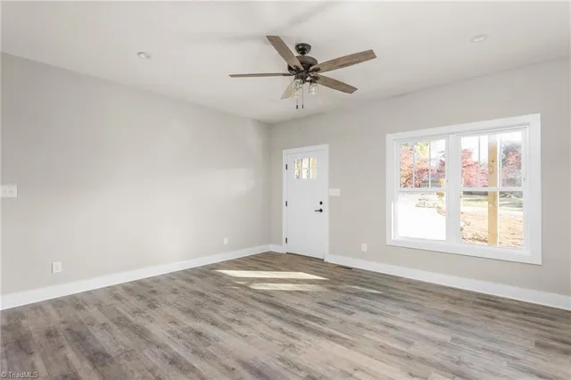 $328,000 | 1931 Henry Road, Graham, NC 27253