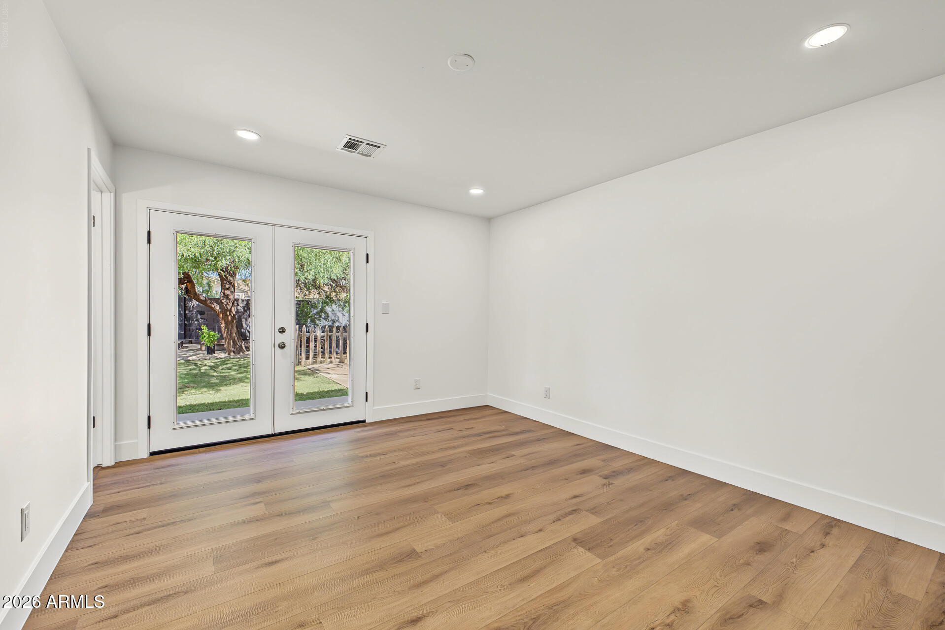 3008 West Gail Road Phoenix, AZ 85029 - Photo 13 of 28 PRIMARY