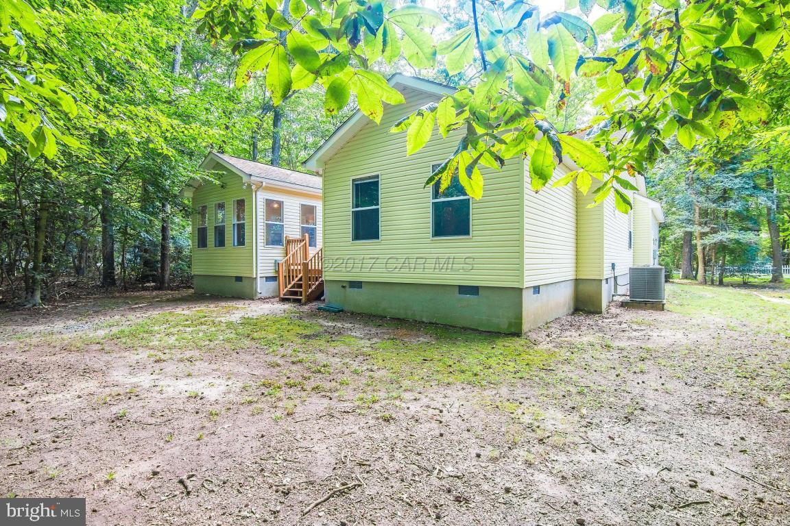 49 Beaconhill Road Ocean Pines, MD 21811 - Photo 23 of 62 a view of a house with backyard