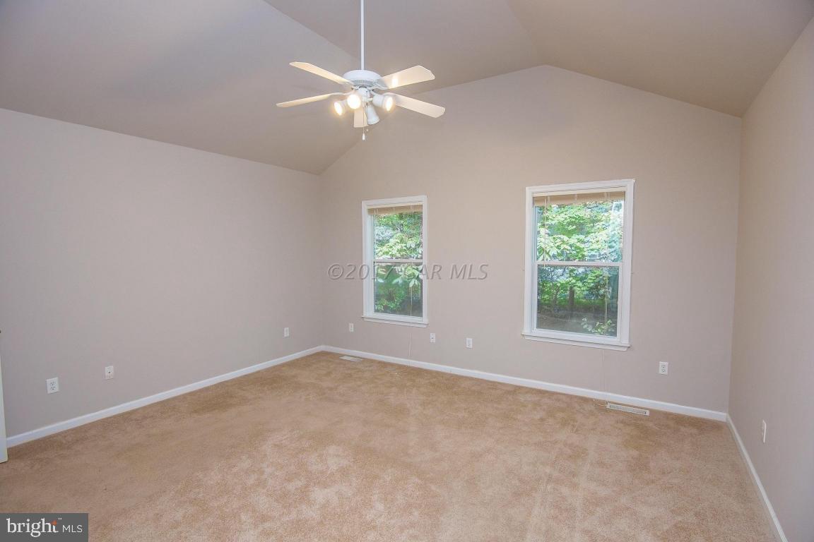 49 Beaconhill Road Ocean Pines, MD 21811 - Photo 37 of 62 an empty room with a window