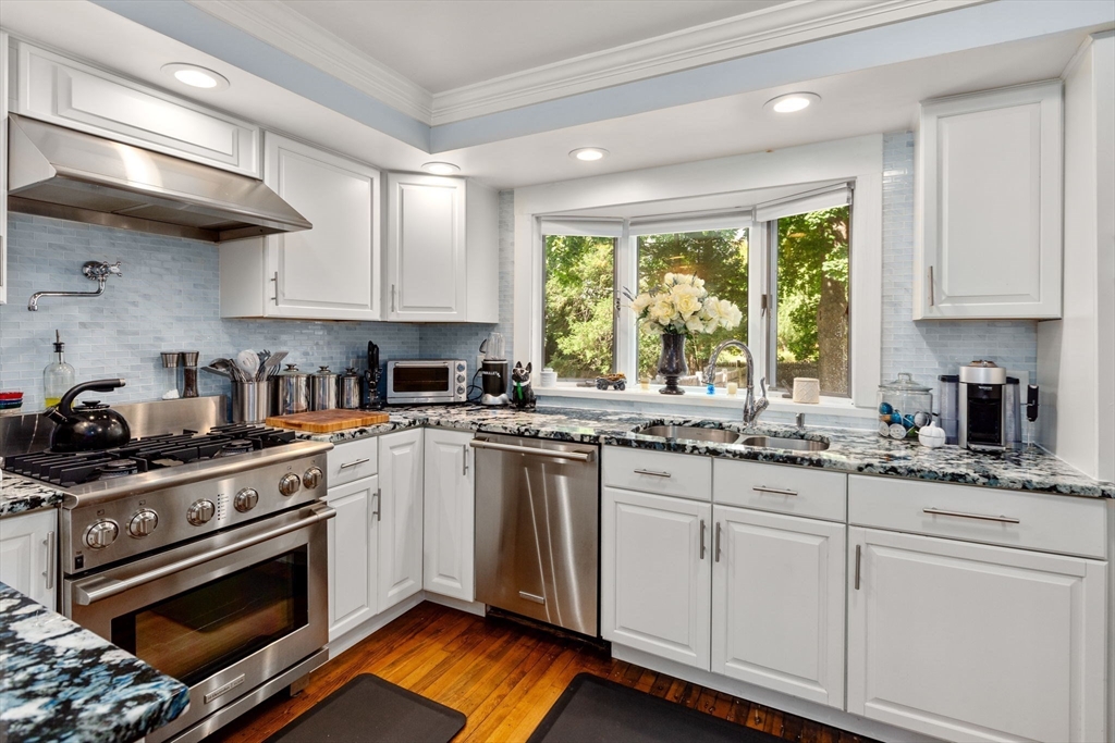 4 Lower Jones Road Hopedale, MA 01747 - Photo 4 of 28 Gallery Image 4