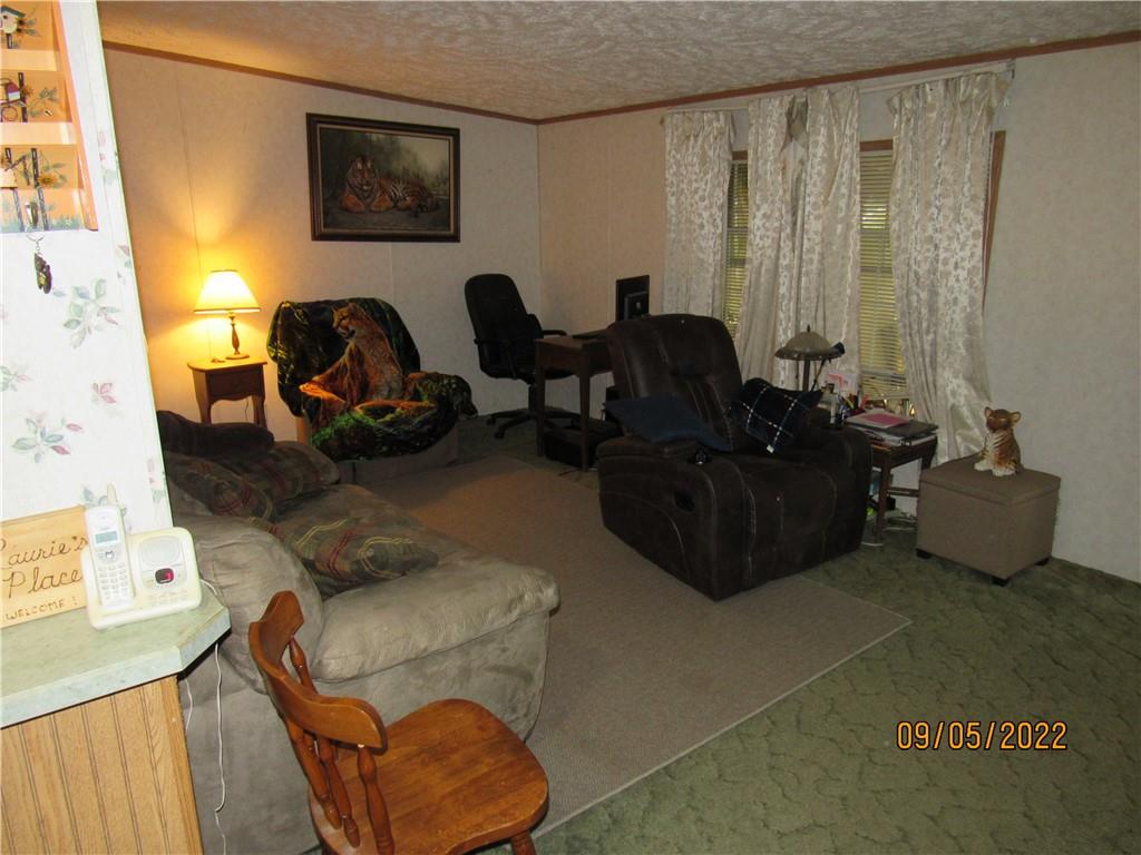 1072 Craigsville Road Worthington, PA 16262 - Photo 11 of 33 Gallery Image 11
