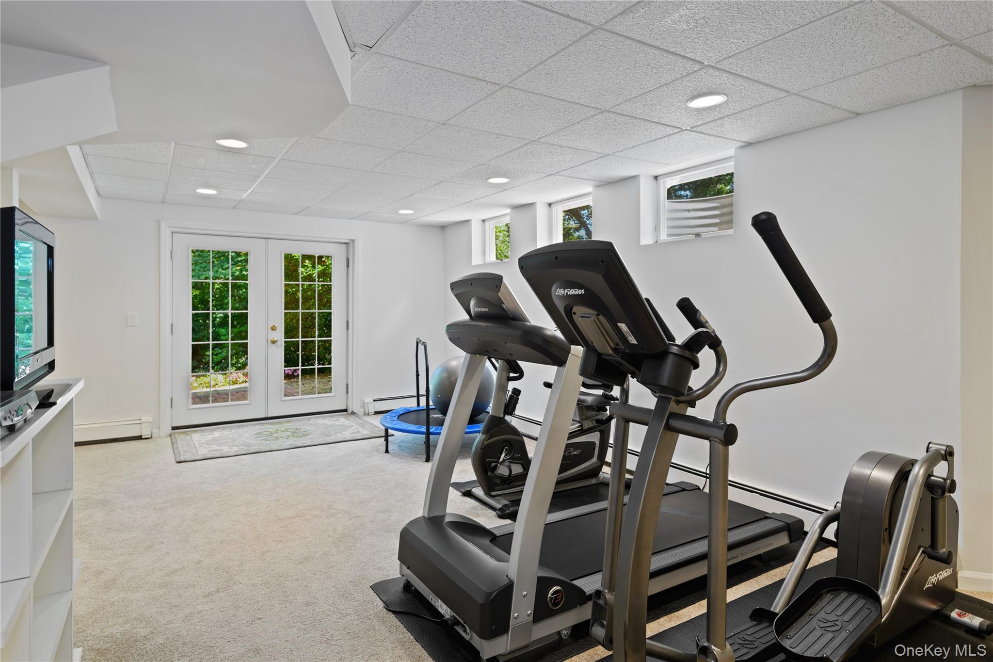 33 Walters Avenue Cold Spring Harbor, NY 11724 - Photo 17 of 18