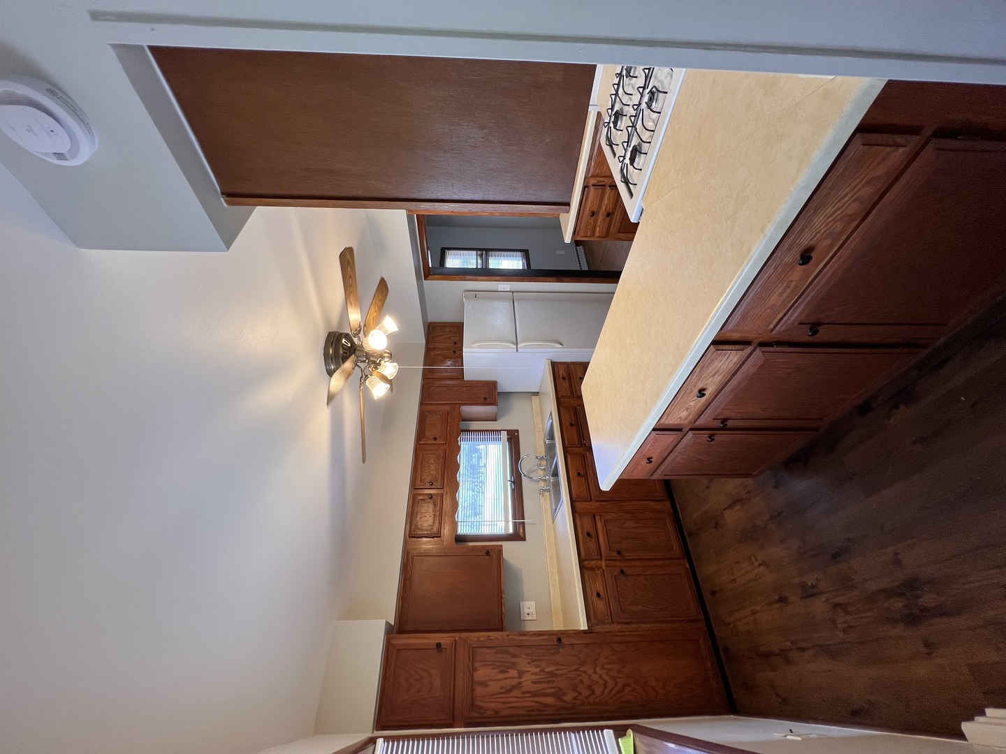 1724 Green Bay Road North Chicago, IL 60064 - Photo 6 of 22