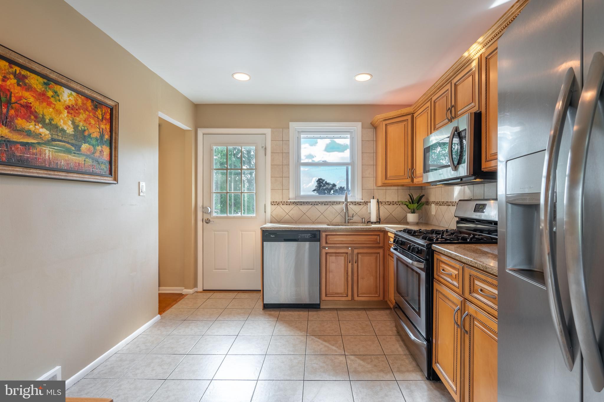 213 Suffolk Road Flourtown, PA 19031 - Photo 10 of 44 Kitchen