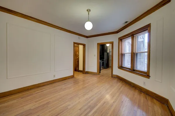 $3,995 | 2704 North Mildred Avenue, Unit 2F, Chicago, IL 60614