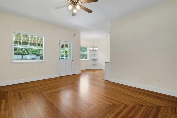 $2,350 | 934 Vistabula Street, Lakeland, FL 33801