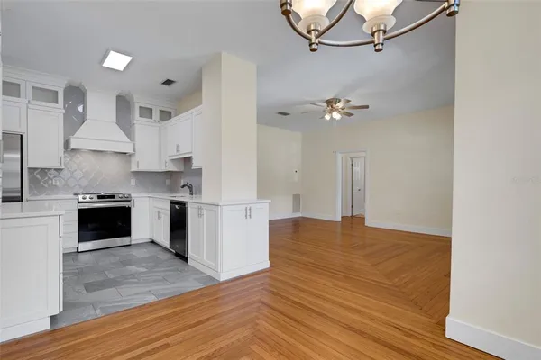 $2,350 | 934 Vistabula Street, Lakeland, FL 33801