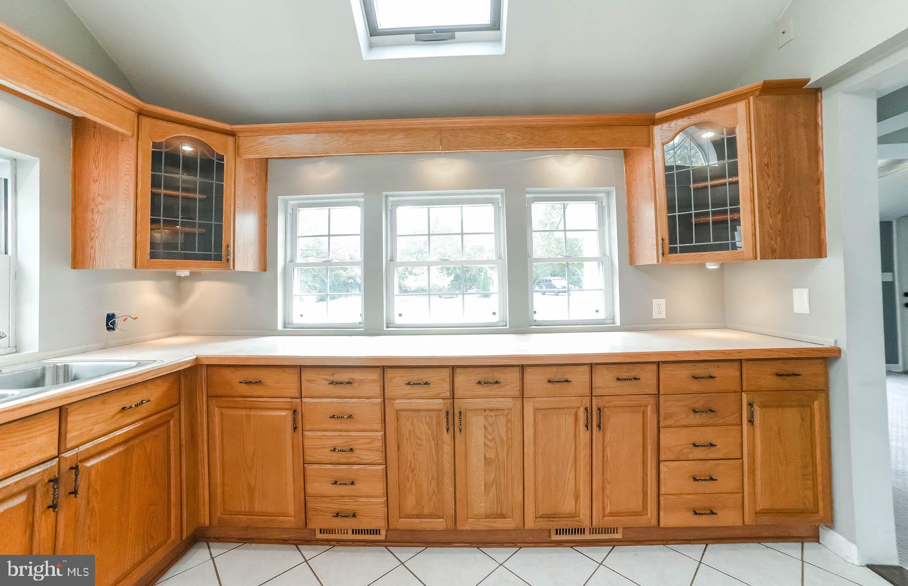 45524 Drayden Road Valley Lee, MD 20692 - Photo 8 of 51 Plenty of cabinets!