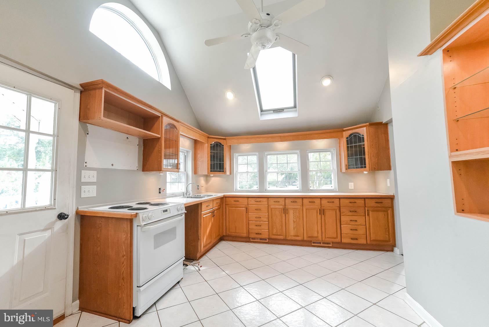 45524 Drayden Road Valley Lee, MD 20692 - Photo 9 of 51 Kitchen