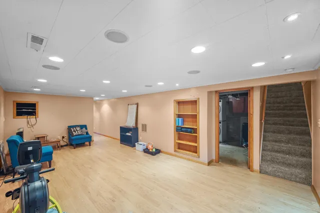 a room with furniture and a walk in closet