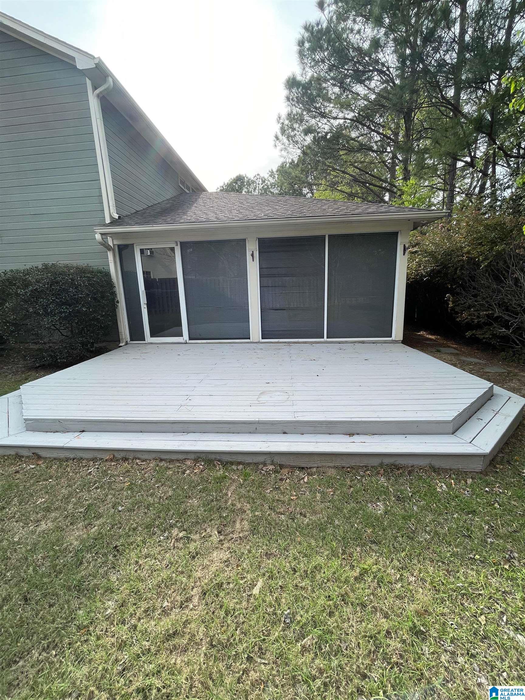 100 Brent Way Alabaster, AL 35007 - Photo 2 of 3