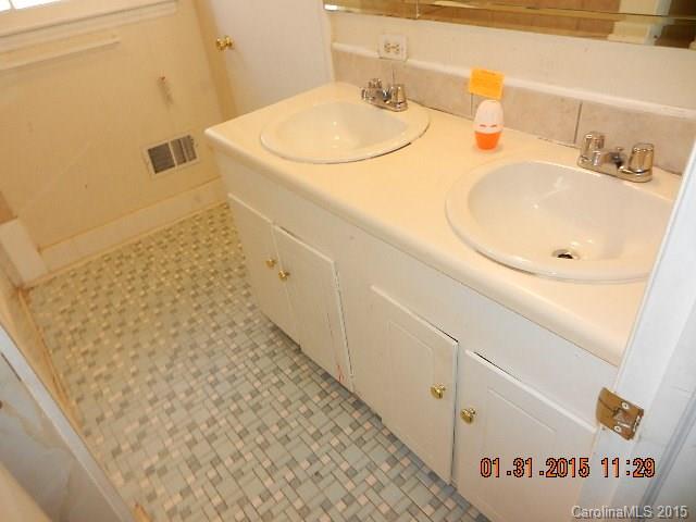 6901 Idlewild Road Charlotte, NC 28212 - Photo 8 of 24