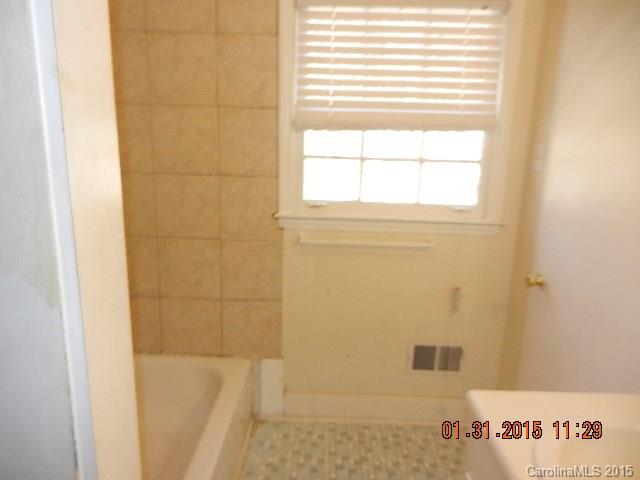 6901 Idlewild Road Charlotte, NC 28212 - Photo 9 of 24