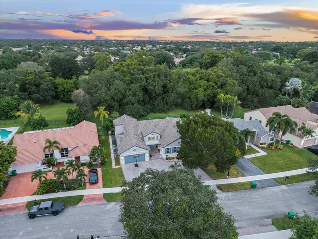$1,150,000 | 9081 Southern Orchard Road North, Davie, FL 33328