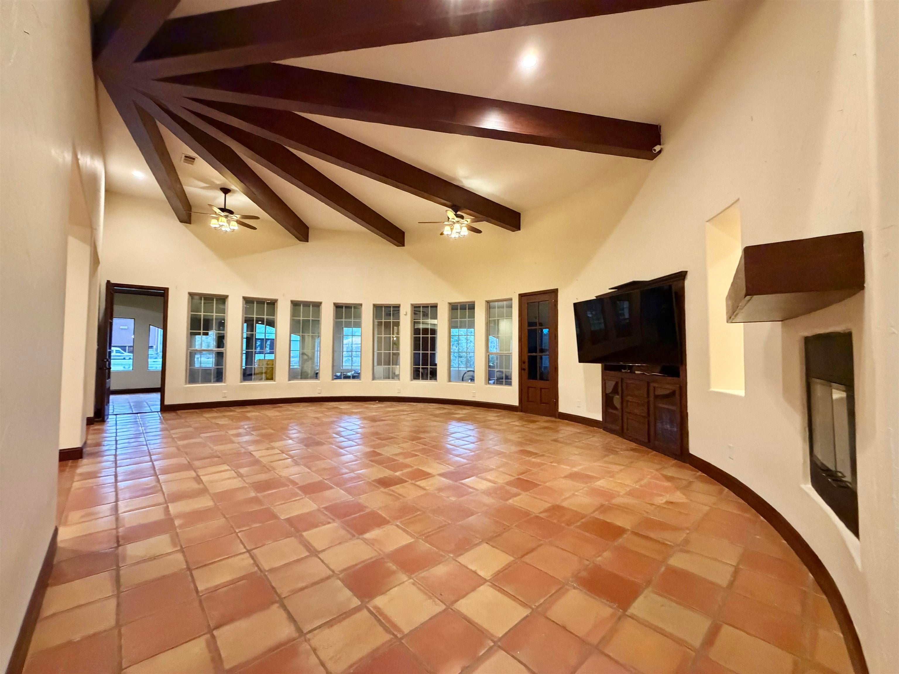 12410 Keith Road Beaumont, TX 77713 - Photo 11 of 46 Gallery Image 11
