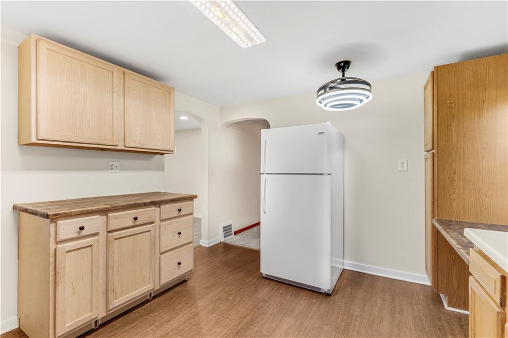 1004 Gringo Road Aliquippa, PA 15001 - Photo 9 of 26 Gallery Image 9