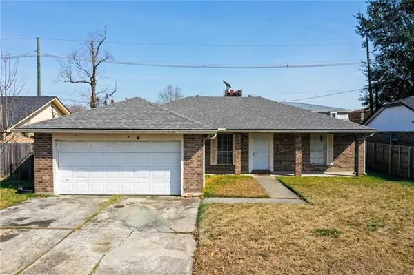 $1,400 | 1304 North Sugar Ridge Road, Laplace, LA 70068