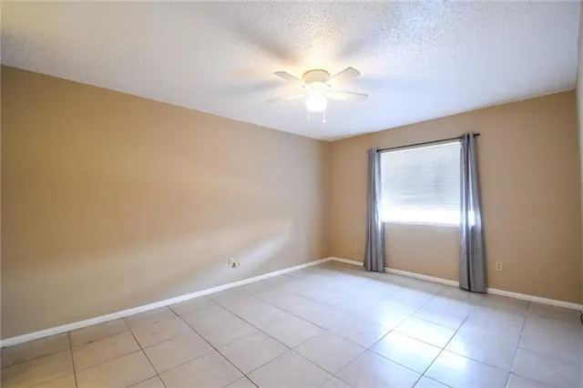 $1,400 | 1304 North Sugar Ridge Road, Laplace, LA 70068