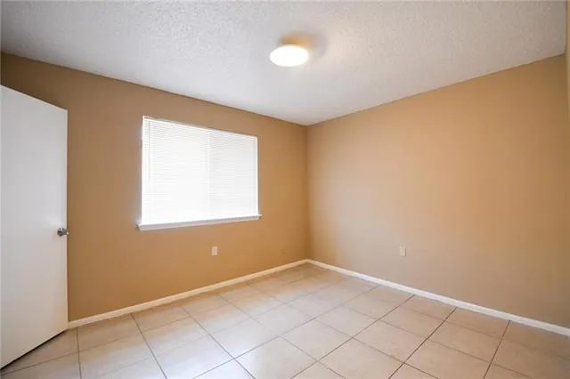 $1,400 | 1304 North Sugar Ridge Road, Laplace, LA 70068