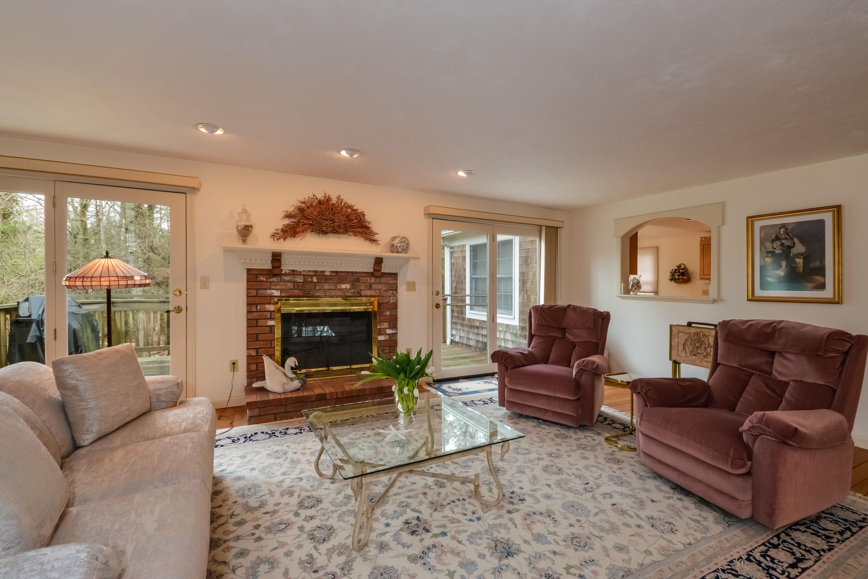 45 Deerfield Road Osterville, MA 02655 - Photo 11 of 29 014-Family_Room-4095307-large