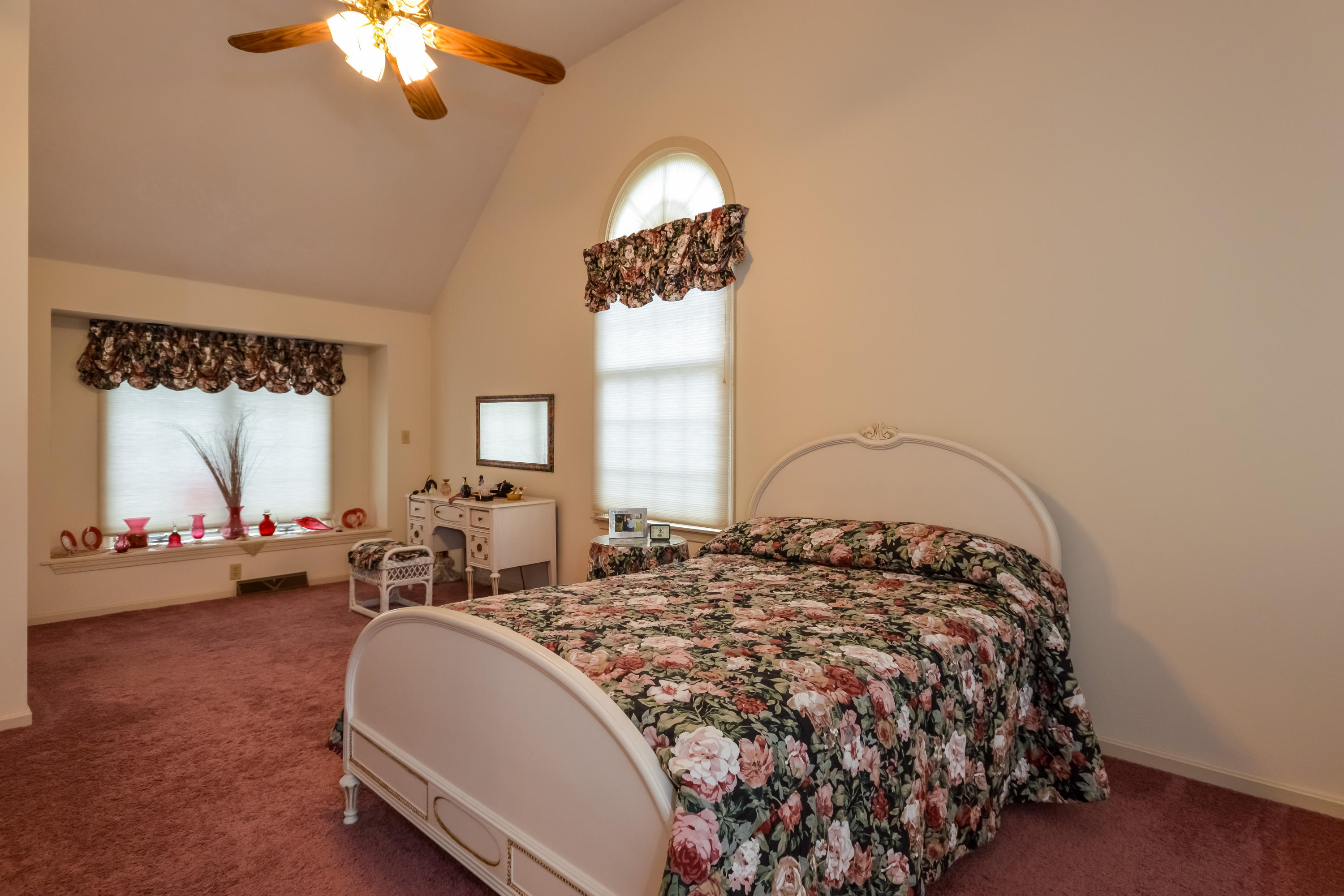 45 Deerfield Road Osterville, MA 02655 - Photo 12 of 29 015-Master_Bedroom-4095306-large