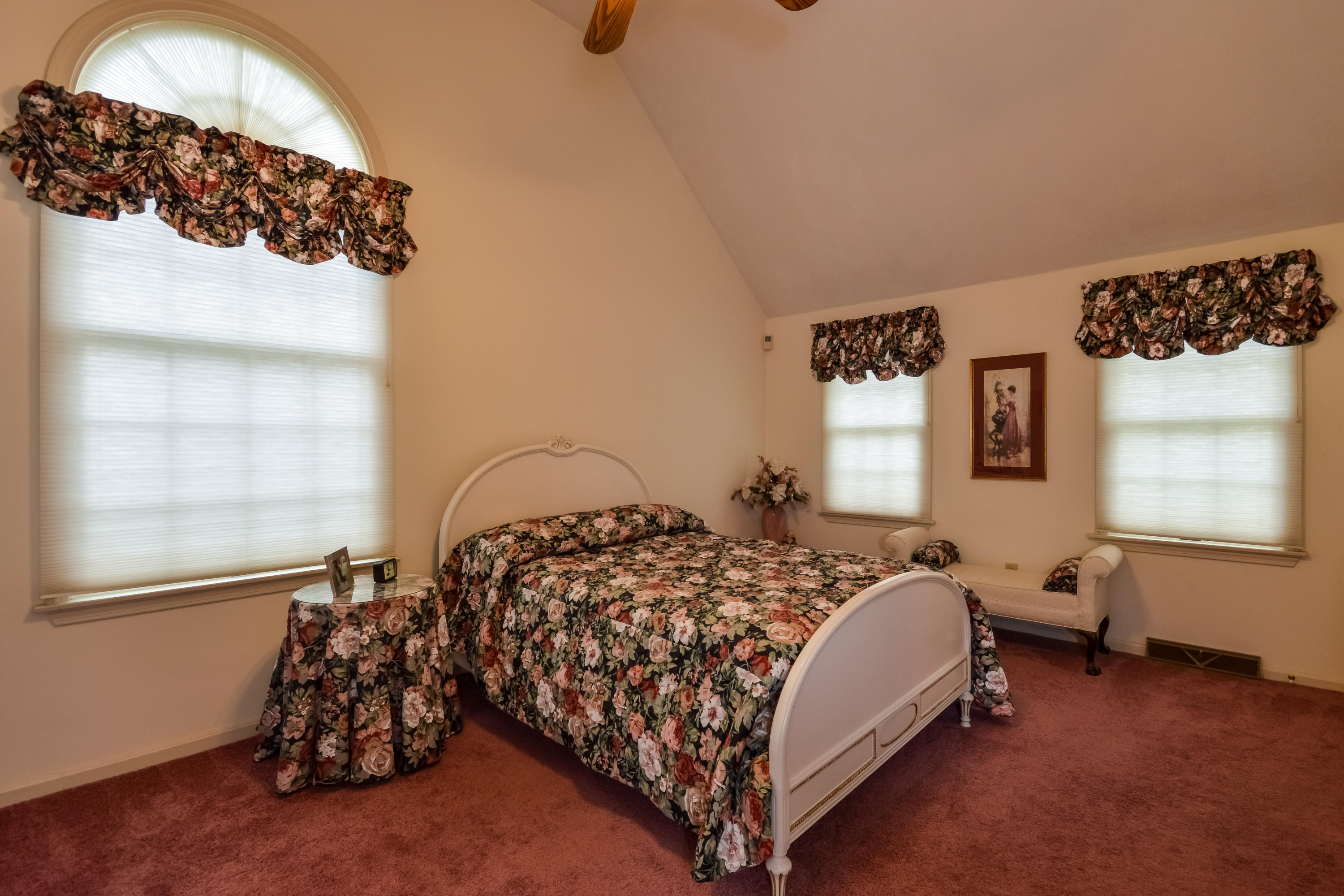 45 Deerfield Road Osterville, MA 02655 - Photo 13 of 29 016-Master_Bedroom-4095301-large