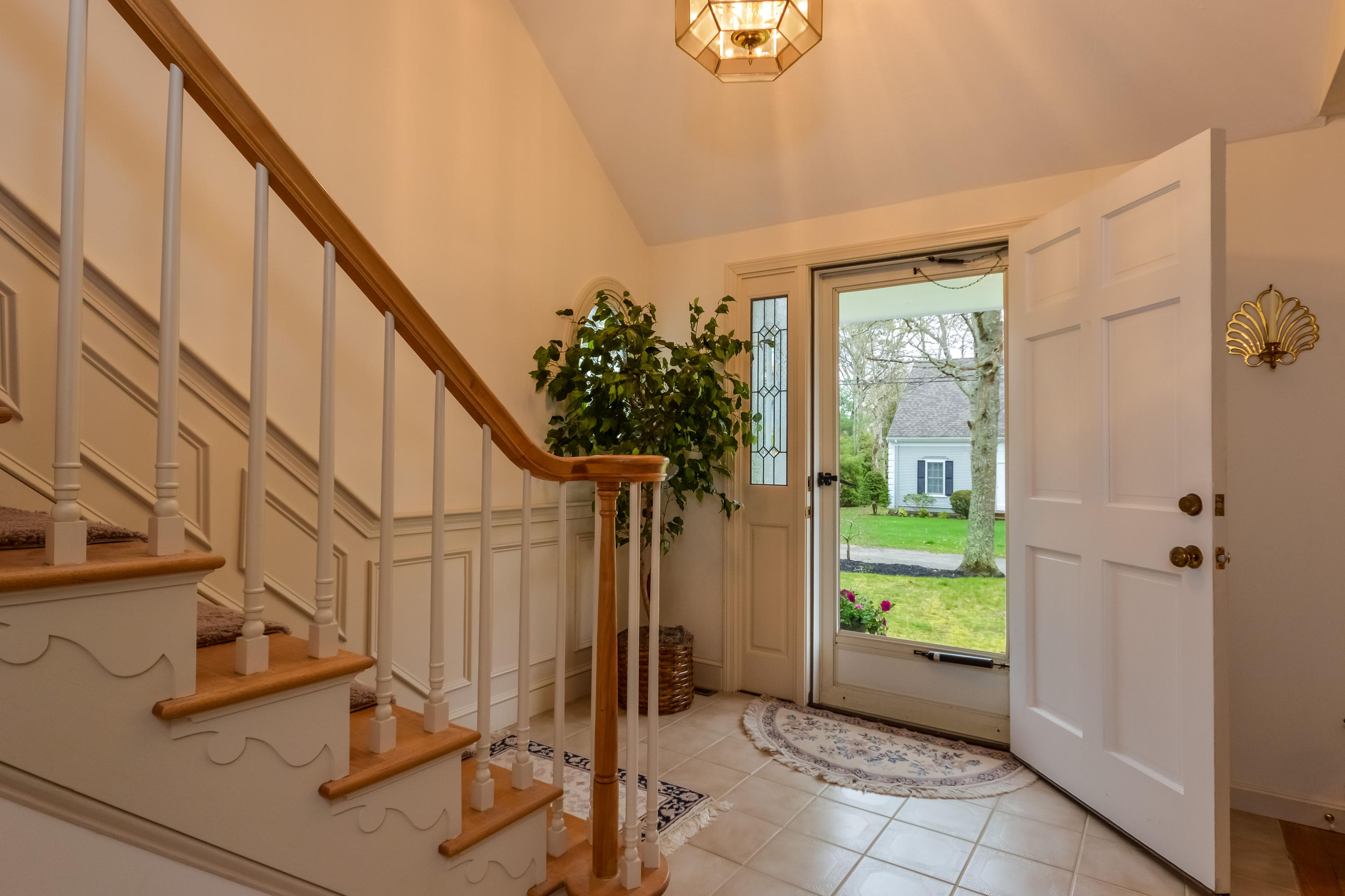 005-Foyer-4095309-large