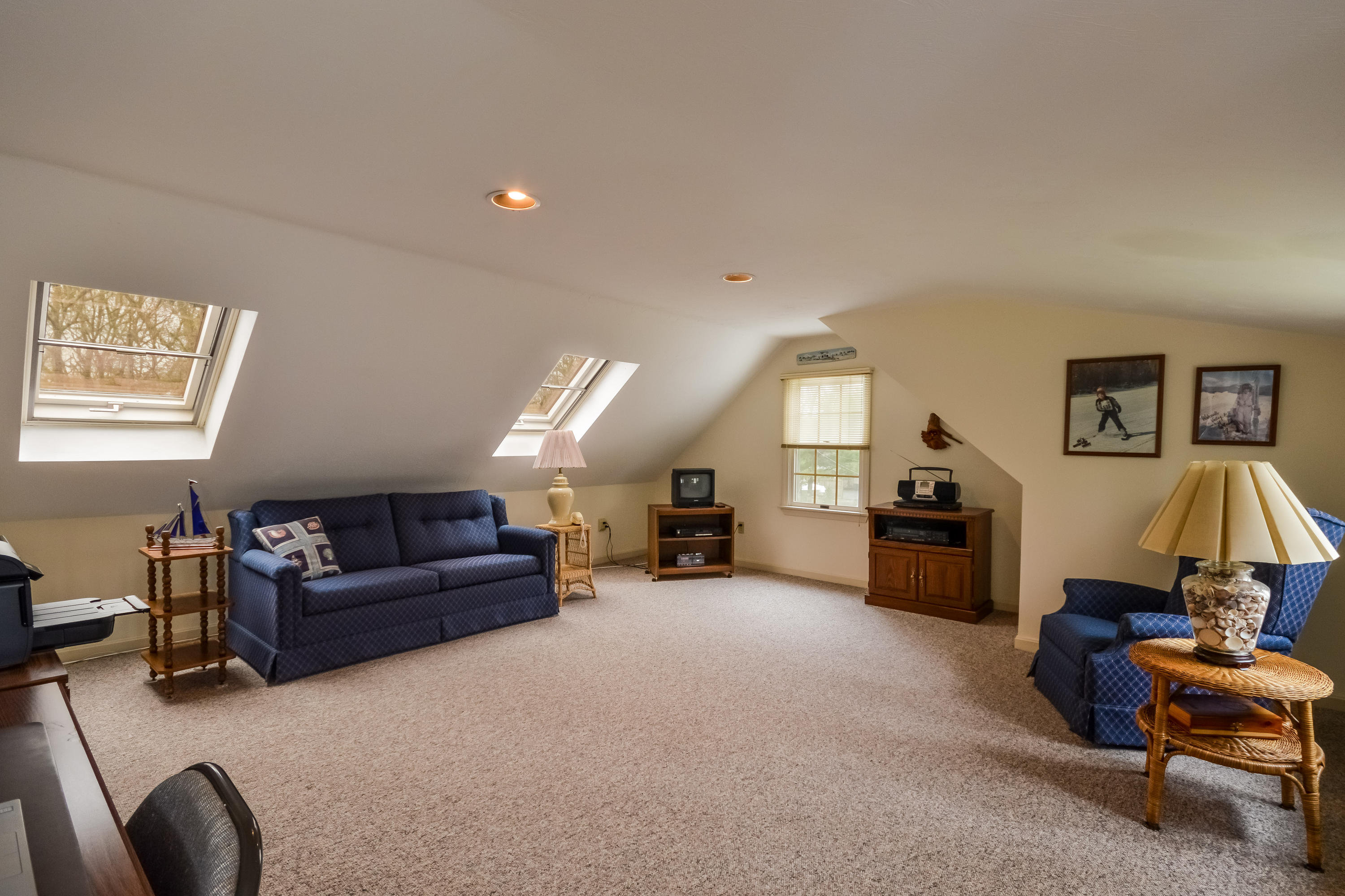 45 Deerfield Road Osterville, MA 02655 - Photo 21 of 29 026-Office-4095332-large